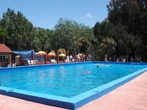 Camping y Recreo Colinas Verdes